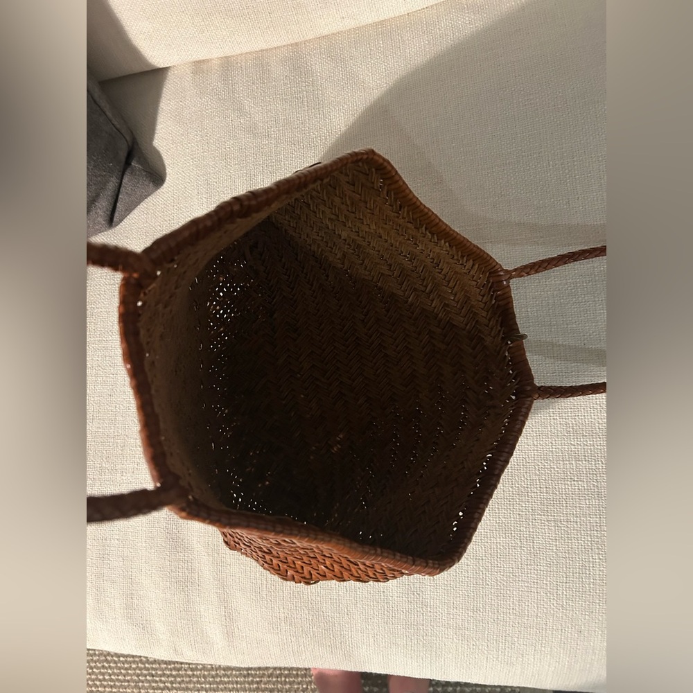 Dragon diffusion- brown leather woven tote - Picture 4 of 5